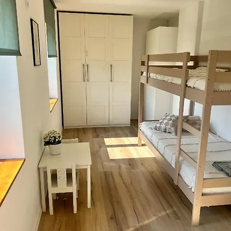 Reinuhome شقة *